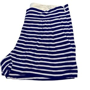 🌹J. CREW PLEATED FRONT SHORTS
